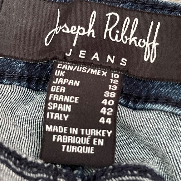 M2 - #53 Joseph Ribkoff black denim jeans with diamond cutout, size 10 - Picture 5 of 7